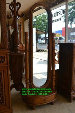 Cermin Rias Goyang Minimalis