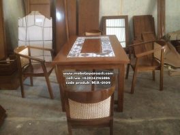 Meja Kursi Makan Cafe Minimalis Terbaru