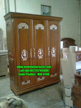 Lemari Pakaian Ukiran Anggur-MJA-0180-Mebel Jepara Asli