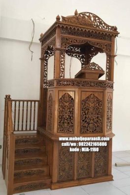 mimbar masjid ukiran klasik