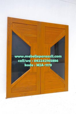 pintu utama rumah minimalis